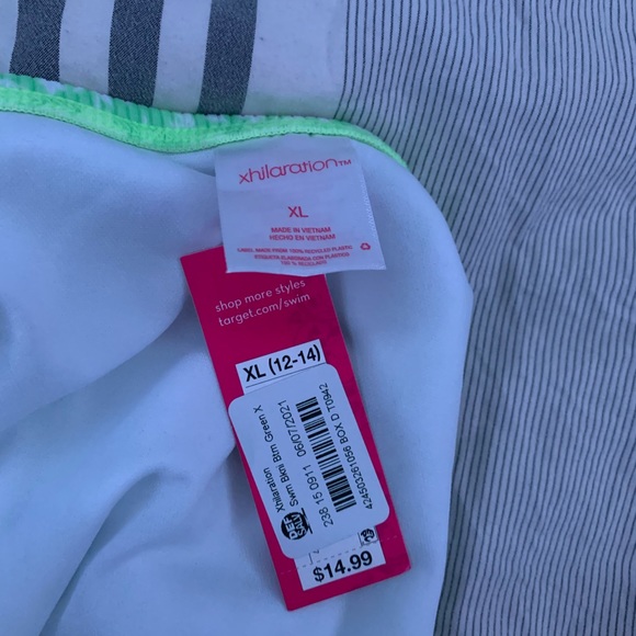 Green floral Bikini bottoms - Picture 3 of 3